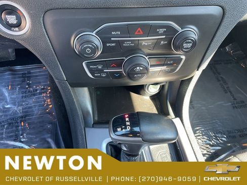 Used 2022 Dodge Charger GT RWD image 11