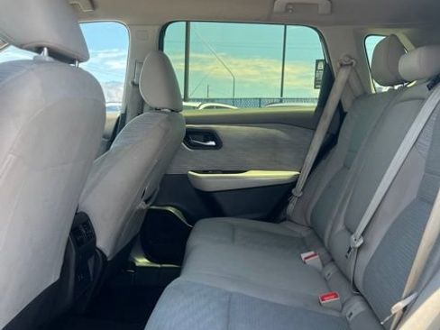 Used 2023 Nissan Rogue SV FWD image 27