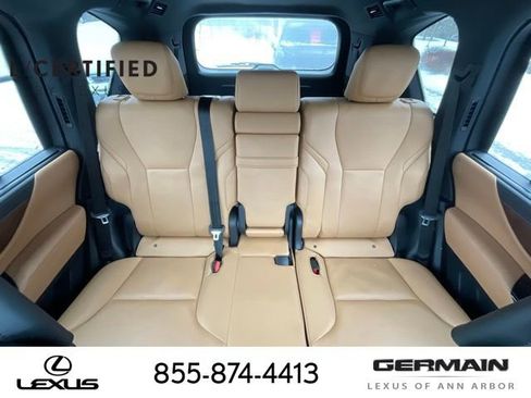 Used 2023 Lexus LX 600 4WD w/ Luxury Package image 16