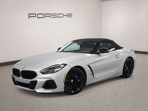Used 2022 BMW Z4 M40i w/ Shadowloine Package RWD image 1
