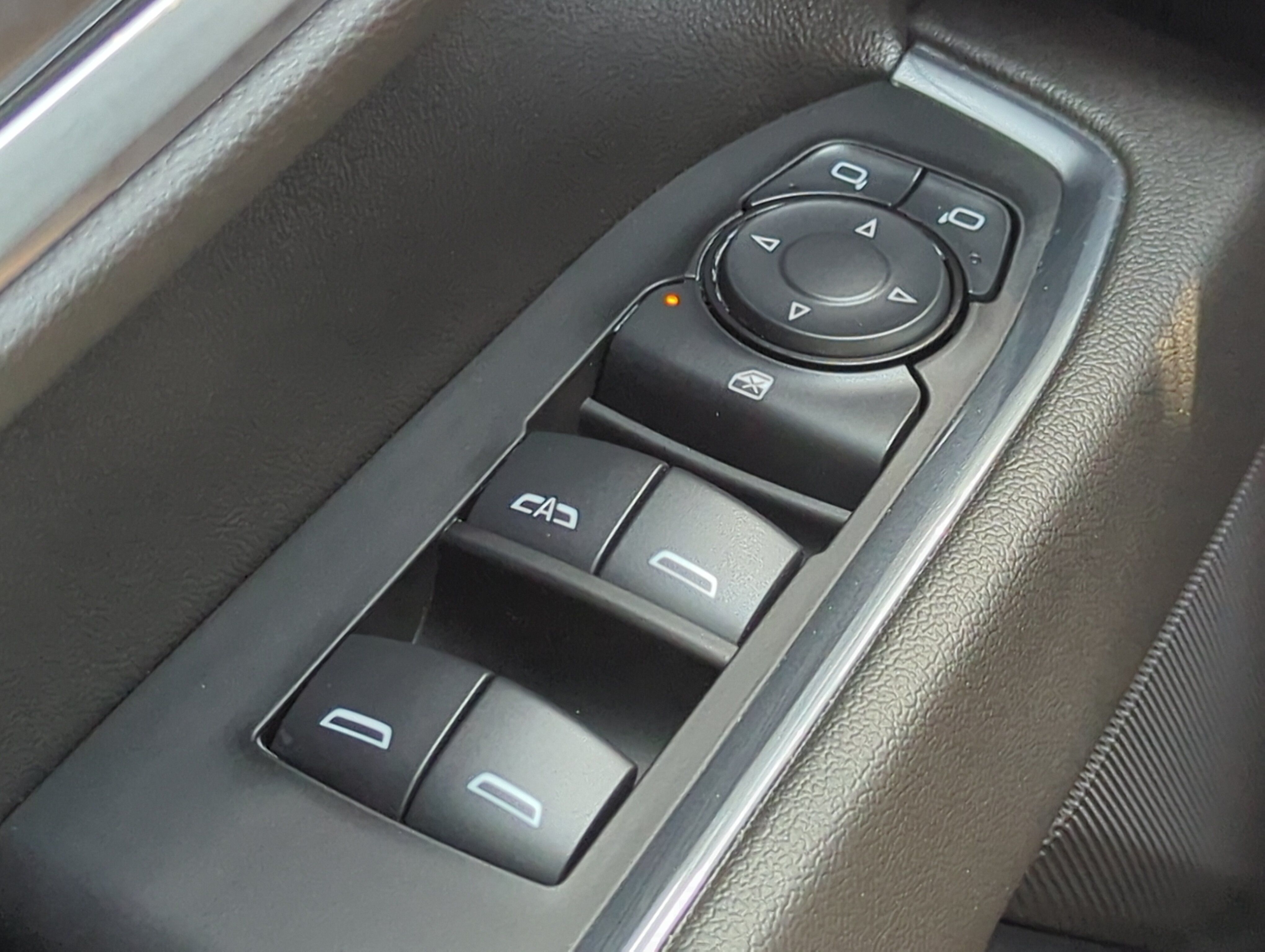 Used 2024 Chevrolet Silverado 1500 RST w/ Rally Edition AWD/4WD image 21