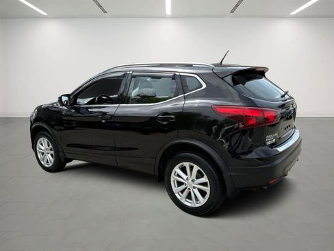Used 2018 Nissan Rogue Sport SV w/ SV Technology Package AWD/4WD image 3