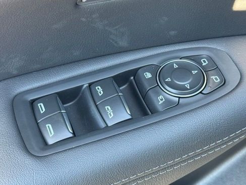 New 2025 Cadillac XT6 Sport w/ Platinum Package image 19