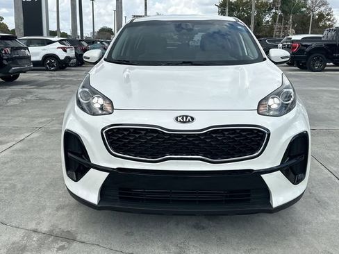 Certified 2021 Kia Sportage LX w/ LX Fwd Popular Package image 3