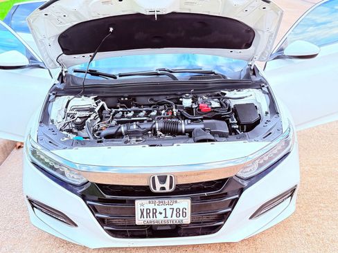 Used 2018 Honda Accord Sport image 19