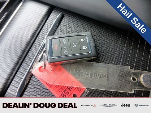 New 2025 Jeep Grand Wagoneer Series II Obsidian w/ Quick Order Packagew 28T image 30