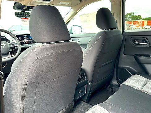 New 2026 Nissan Rogue SV FWD image 14