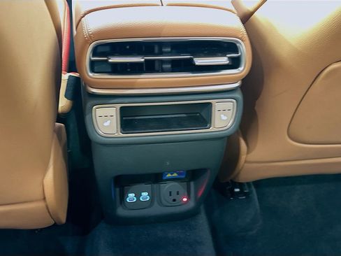 Used 2025 Genesis GV80 3.5T Advanced image 30