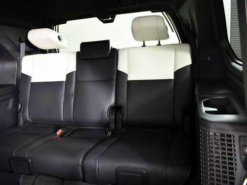 Used 2024 Toyota Sequoia Capstone image 19