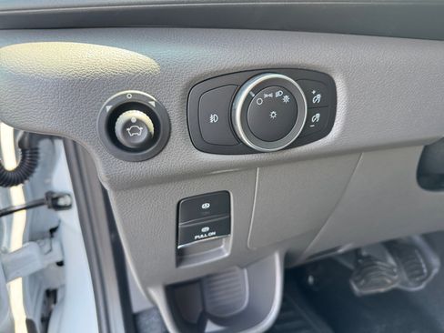 New 2025 Ford Transit 250 148 Medium Roof Extended AWD image 31