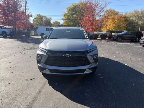 Used 2023 Chevrolet Blazer LT w/ Convenience Package image 3