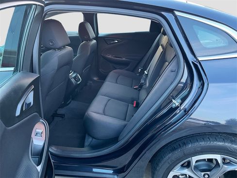 Used 2023 Chevrolet Malibu LT image 24