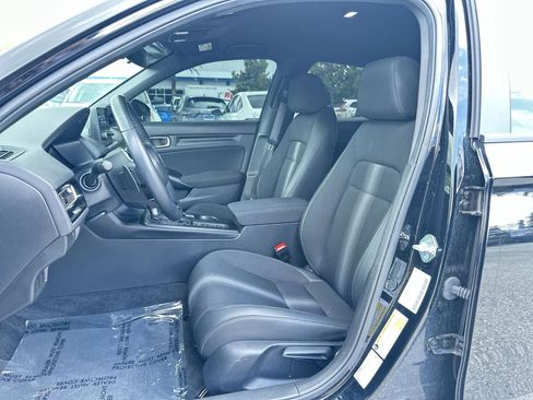 Used 2025 Honda Civic Sport image 13