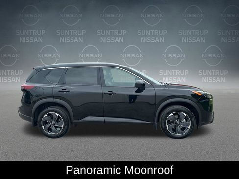 Used 2025 Nissan Rogue SV w/ SV Premium Package FWD image 8