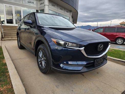 Used 2021 MAZDA CX-5 Touring image 3
