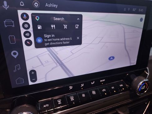 Used 2023 Chevrolet Colorado LT w/ LT Convenience Package image 18