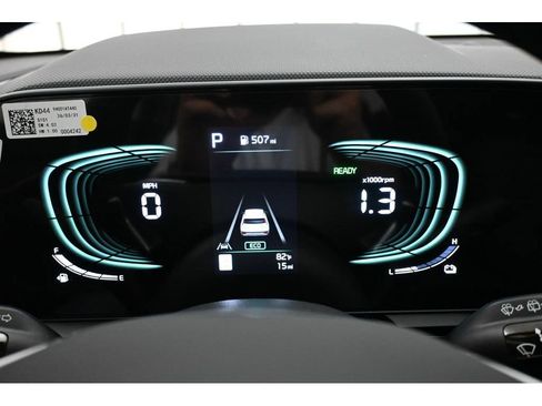New 2026 Kia Niro EX FWD image 19