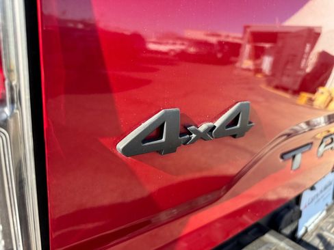 Used 2021 Toyota Tacoma TRD Off-Road w/ Technology Package image 27