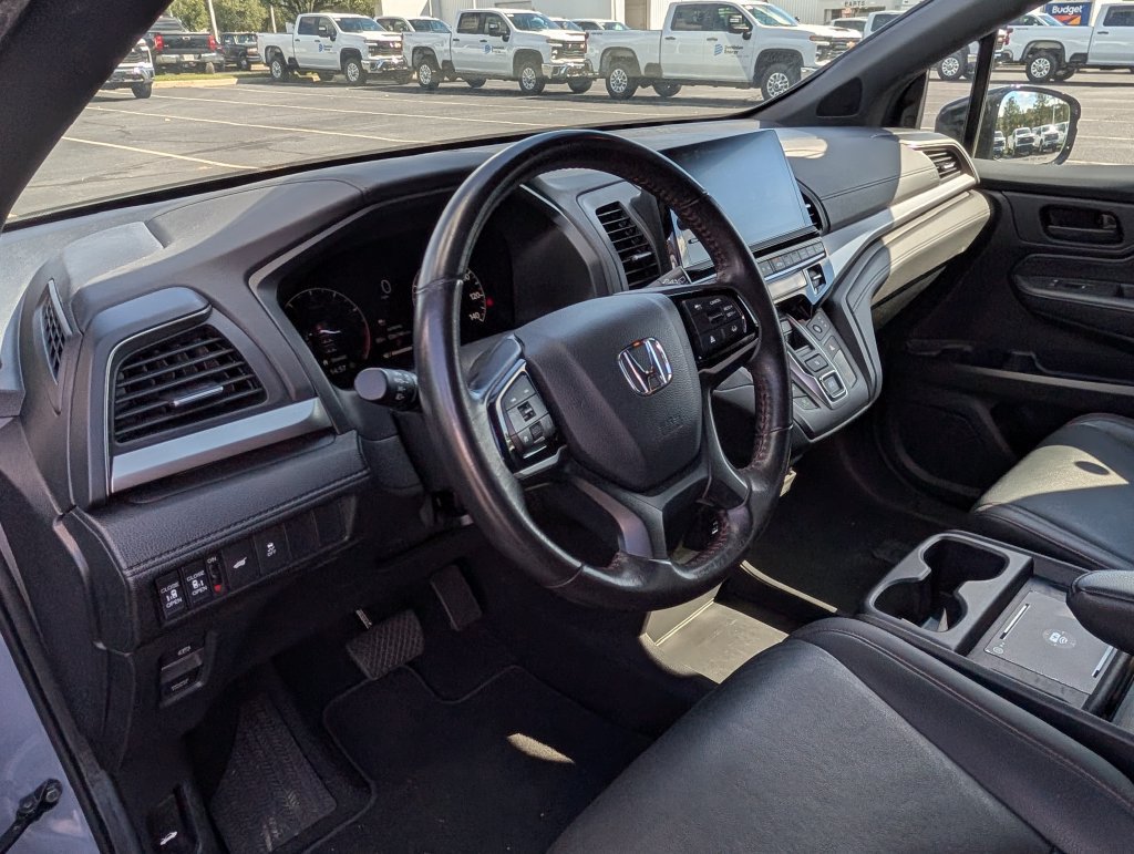 Used 2025 Honda Odyssey Sport-L image 17