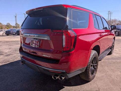 Used 2022 GMC Yukon AT4 w/ Technology Package image 5