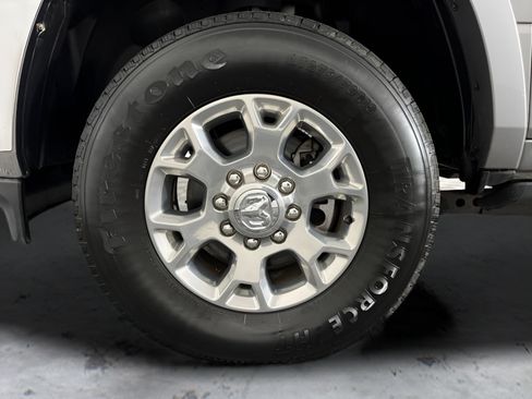 Used 2022 RAM 3500 Laramie AWD/4WD image 24