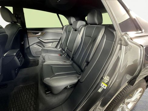 Used 2020 Audi Q8 Premium w/ Black Optic Package image 22