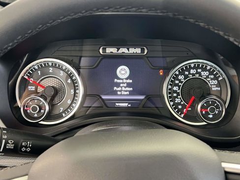 Used 2025 RAM 1500 Big Horn image 25