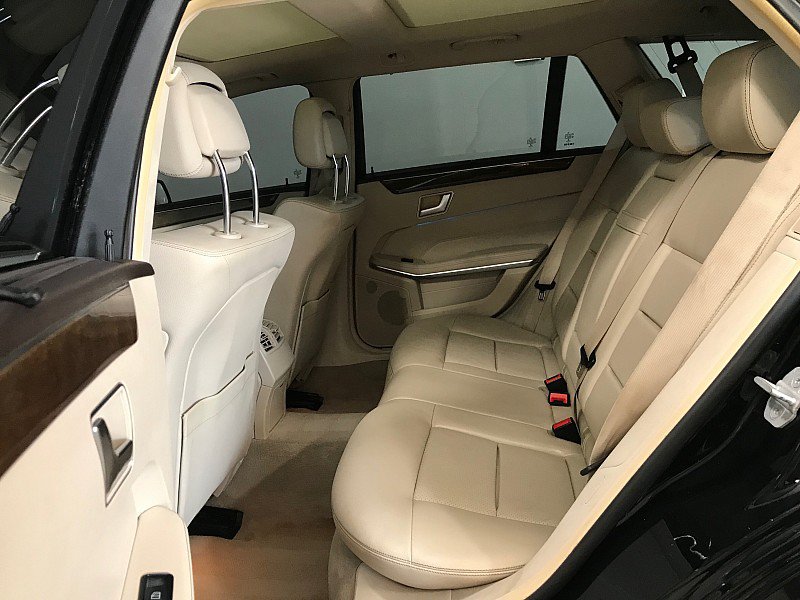 Used 2016 Mercedes-Benz E 350 4MATIC Wagon w/ Premium Package image 20