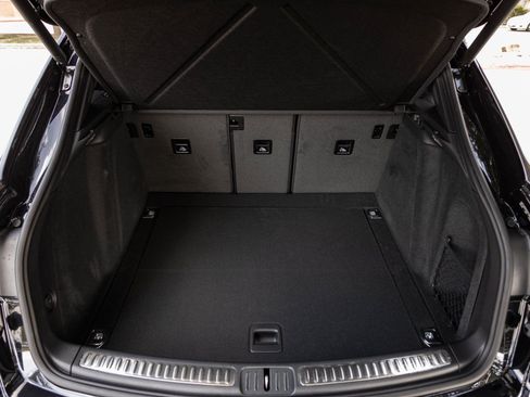 Certified 2026 Porsche Macan S image 31