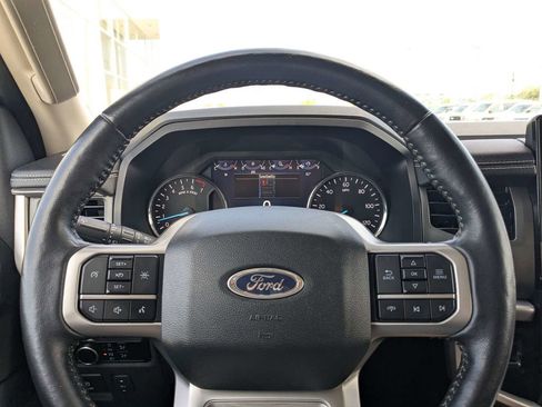 Used 2024 Ford Expedition XLT AWD/4WD image 22