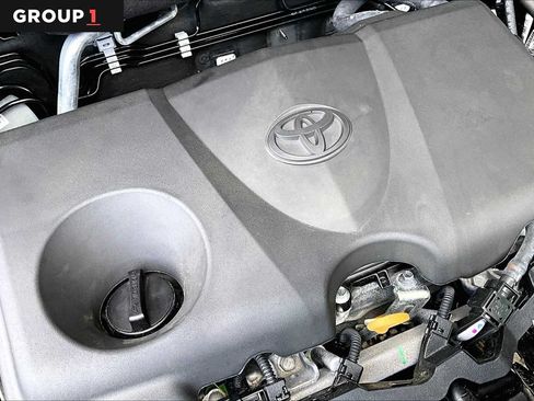 Used 2024 Toyota RAV4 XLE w/ Convenience Package AWD/4WD image 31