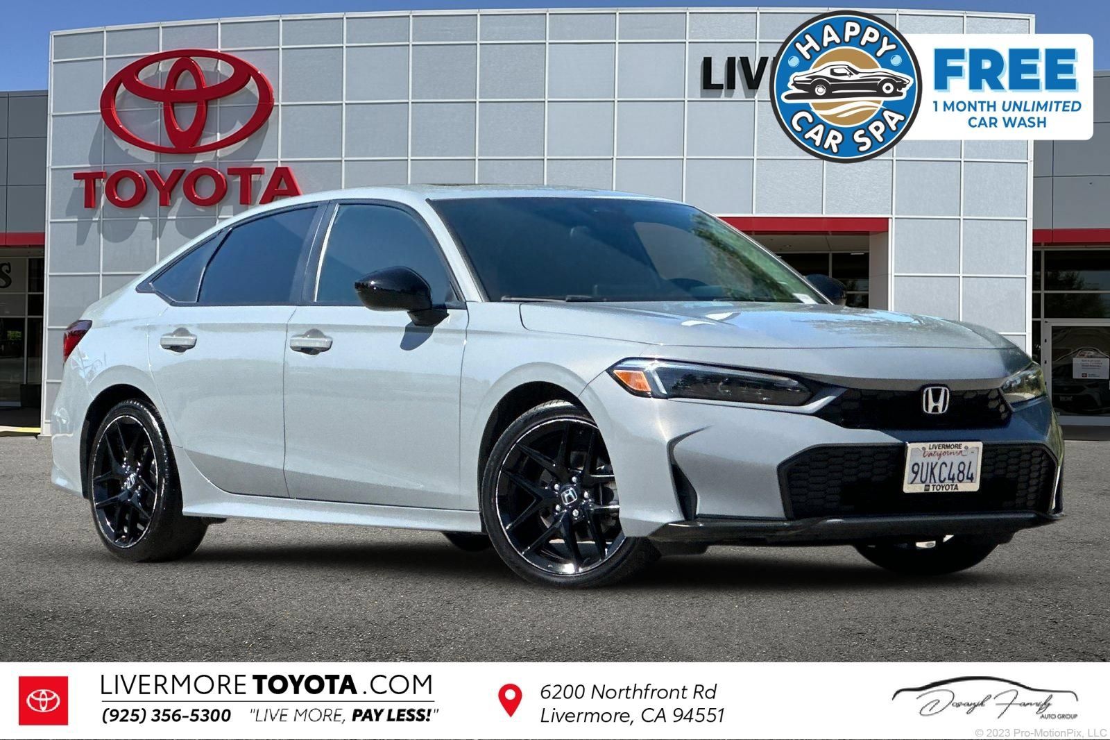 Used 2025 Honda Civic Sport image 1