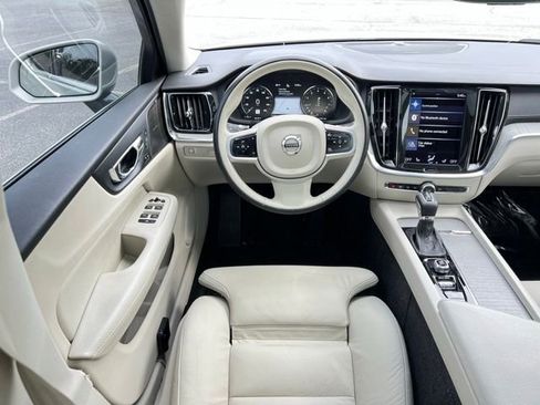 Used 2021 Volvo S60 T5 Inscription AWD/4WD image 31