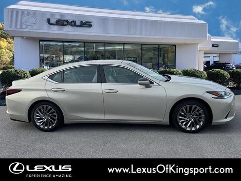 Used 2025 Lexus ES 350 Ultra Luxury image 6
