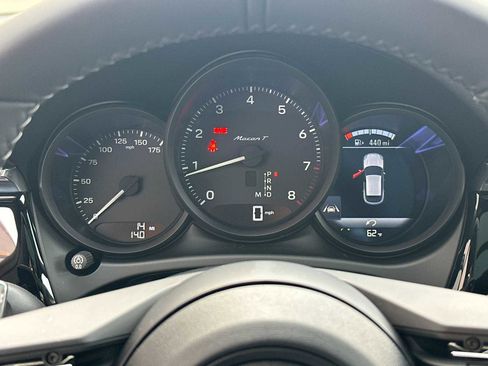 New 2026 Porsche Macan Turbo AWD/4WD image 25