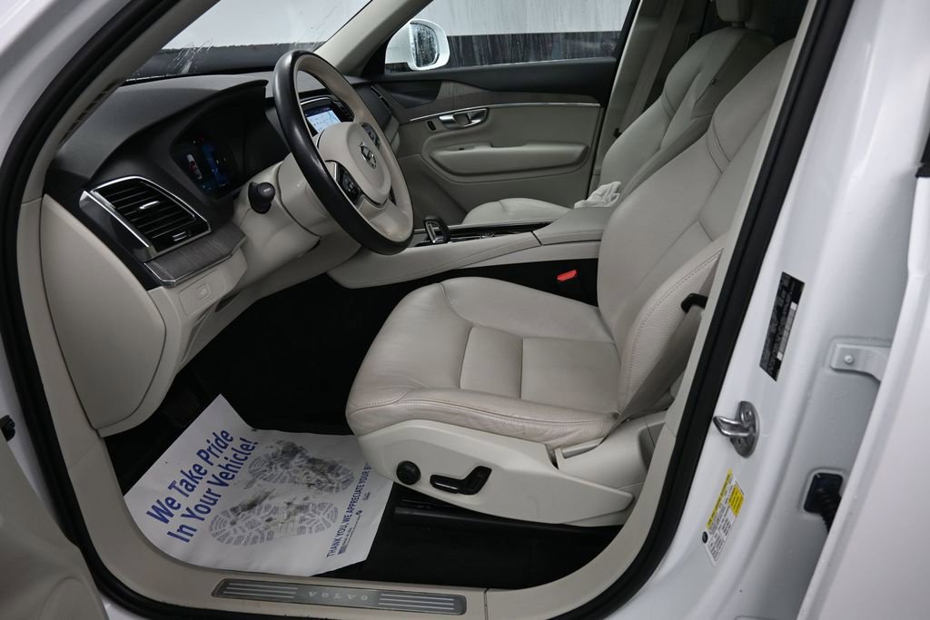 Used 2023 Volvo XC90 B6 Plus w/ Protection Package Premier AWD/4WD image 33