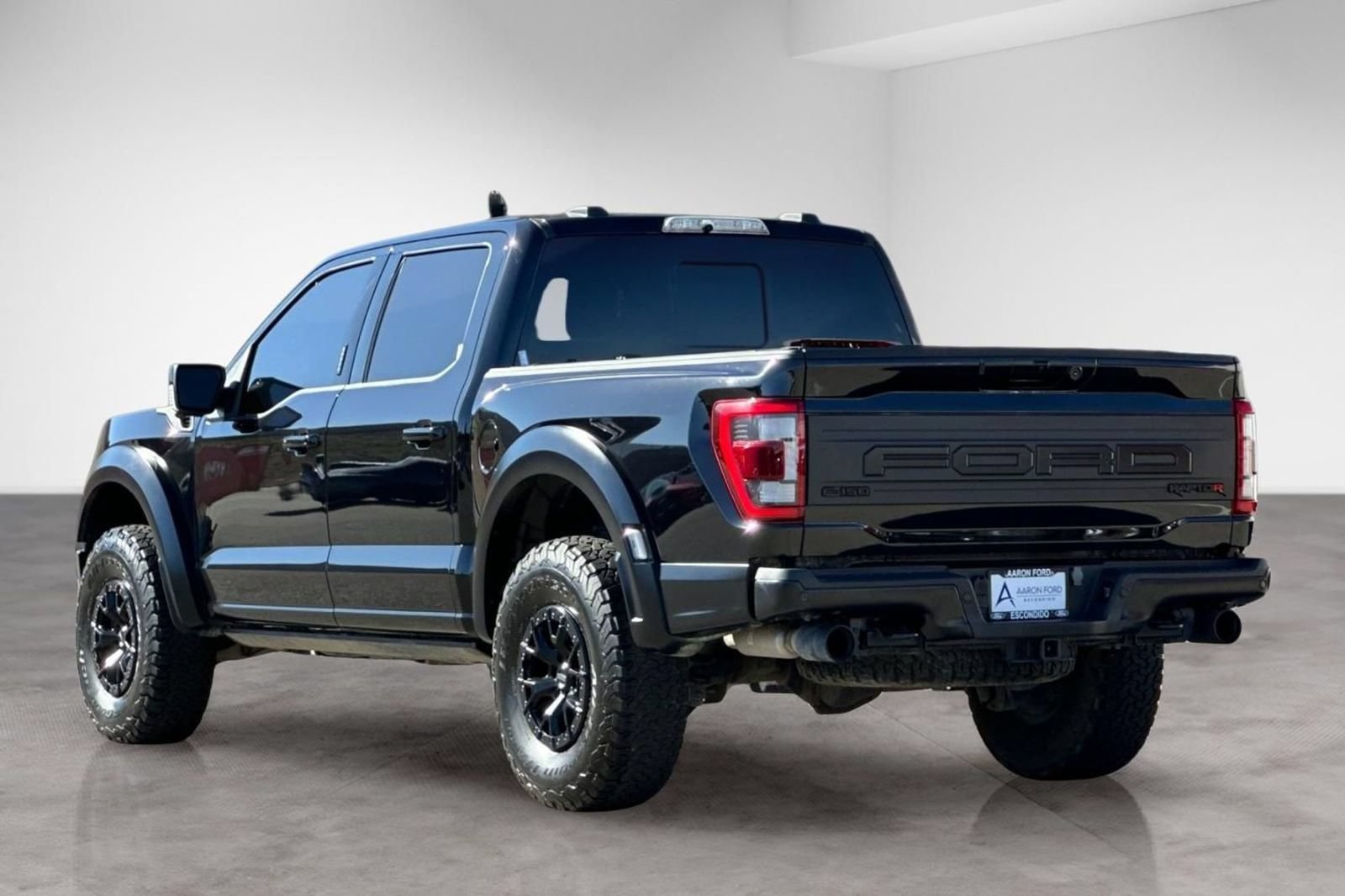 Used 2023 Ford F150 Raptor w/ Equipment Group 802A Raptor R AWD/4WD image 3