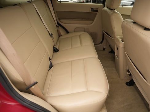 Used 2011 Ford Escape XLT w/ 203A Rapid Spec Order Code image 16