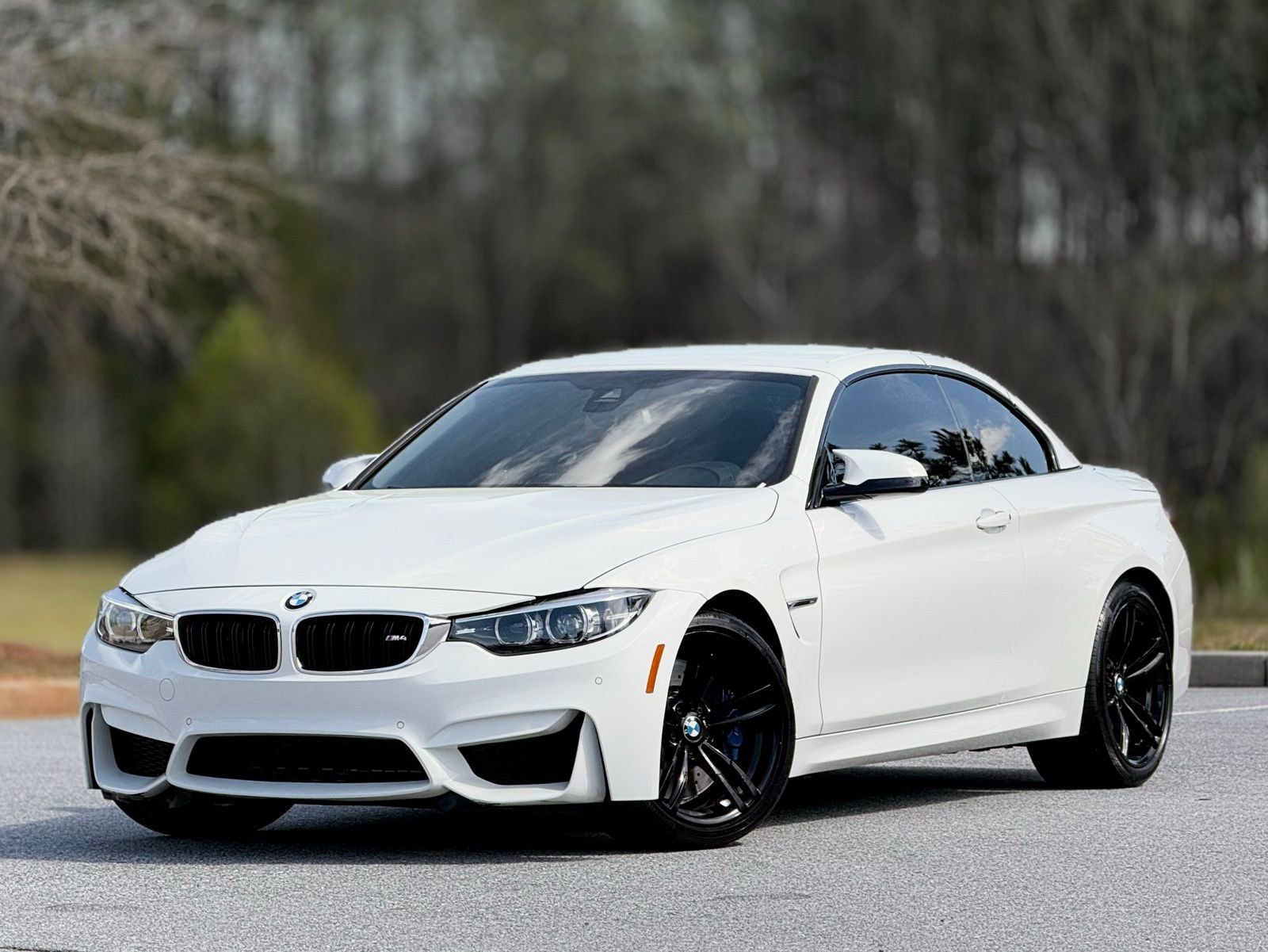 Used 2019 BMW M4 Convertible RWD image 7