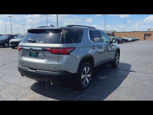 Certified 2023 Chevrolet Traverse LT w/ LT Premium Package AWD/4WD image 8