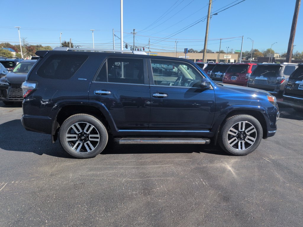 Certified 2022 Toyota 4Runner Limited AWD/4WD image 6
