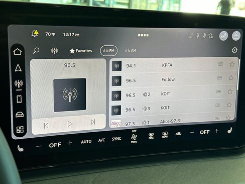 New 2026 Audi Q3 quattro 2.0T AWD/4WD image 17