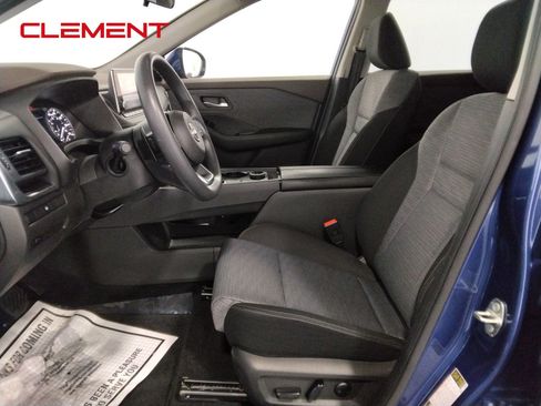 Used 2023 Nissan Rogue SV image 23