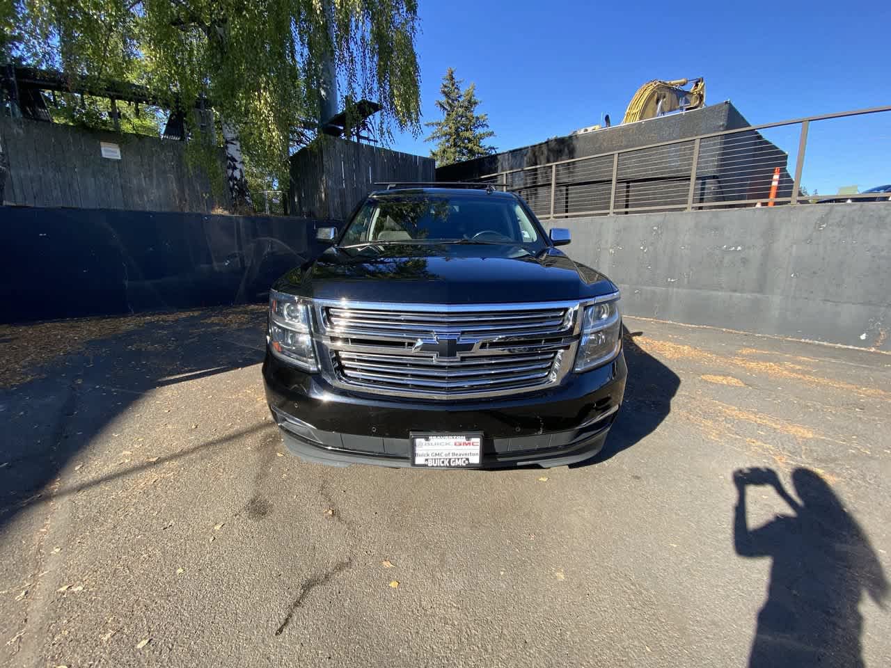 Used 2020 Chevrolet Tahoe Premier w/ 6.2L Performance Package AWD/4WD image 9