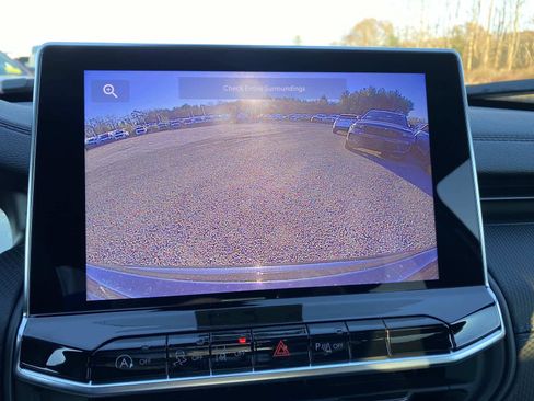 New 2026 Jeep Compass Limited image 10