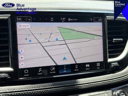 Used 2024 Chrysler Pacifica Limited FWD image 32
