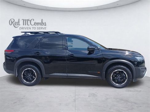 Used 2023 Nissan Pathfinder Rock Creek AWD/4WD image 8