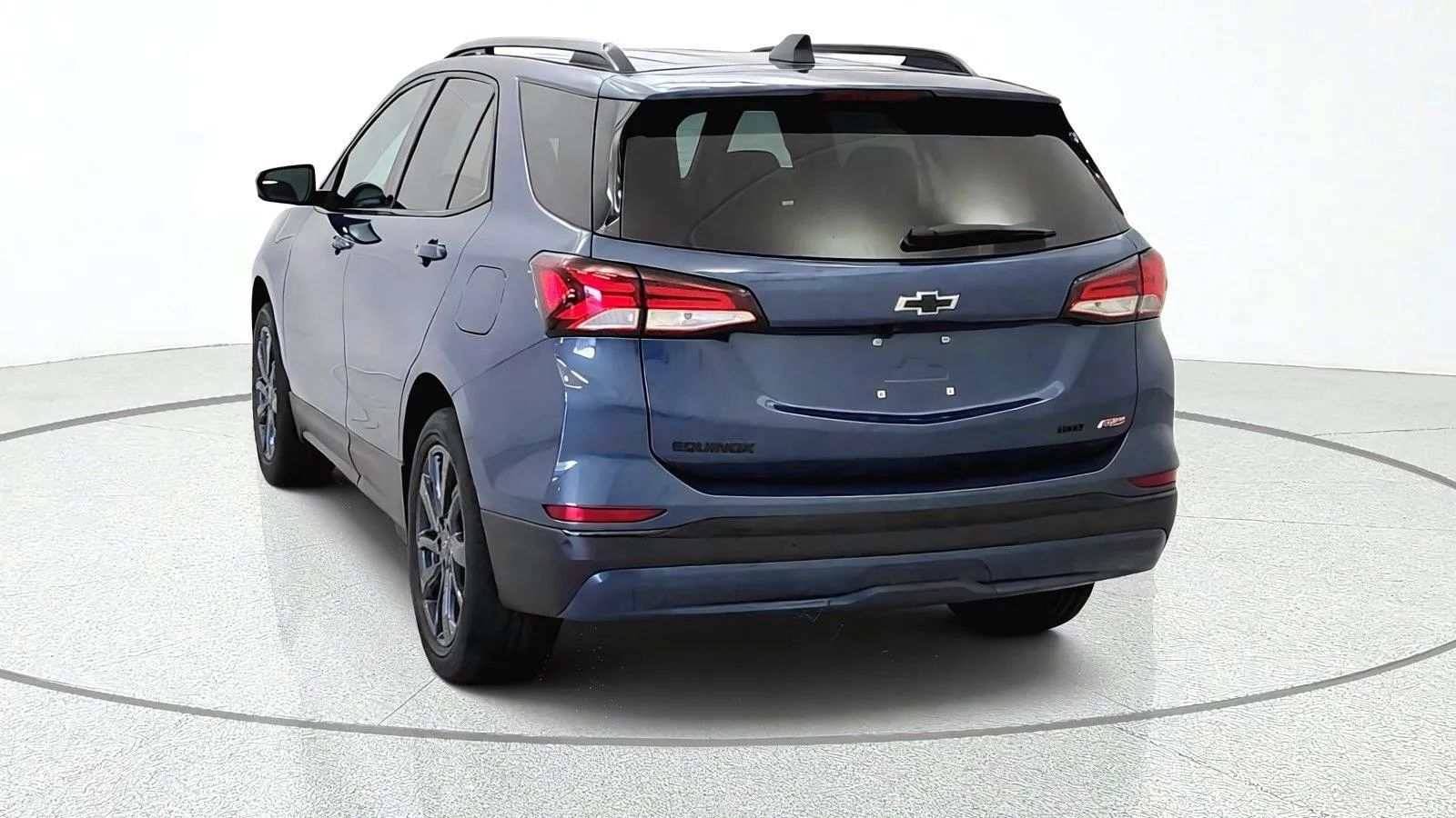 Used 2024 Chevrolet Equinox RS AWD/4WD image 7