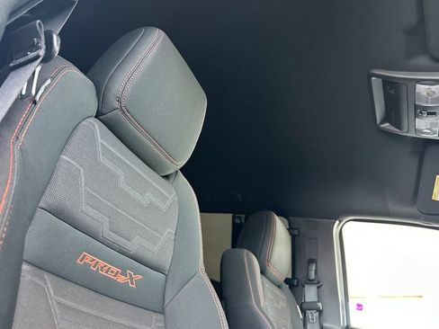 Used 2022 Nissan Frontier Pro-X w/ Technology Package RWD image 17