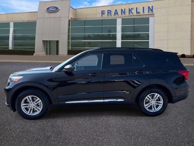 Certified 2023 Ford Explorer XLT RWD image 4